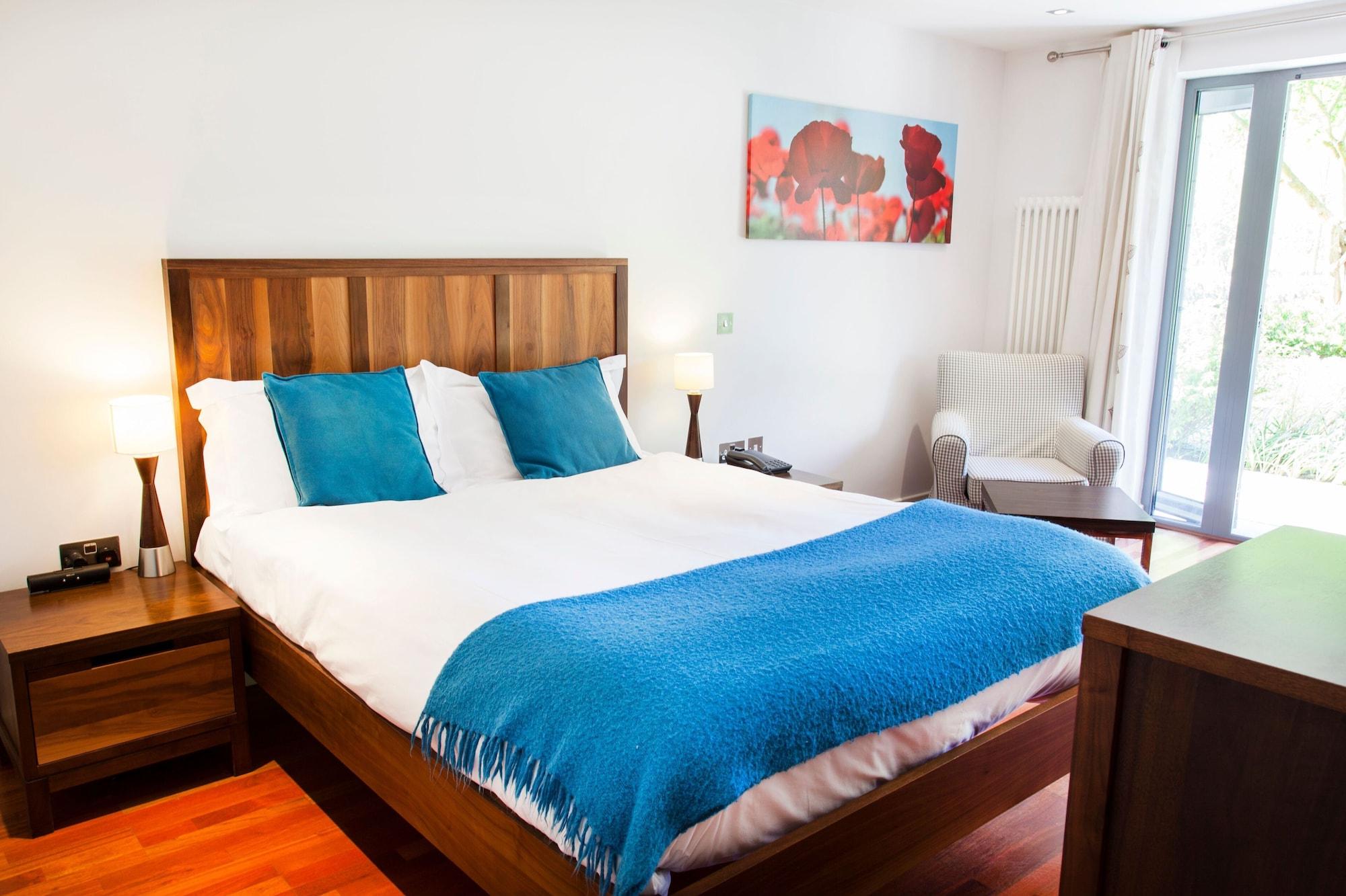 Lanes Hotel West Coker Bagian luar foto